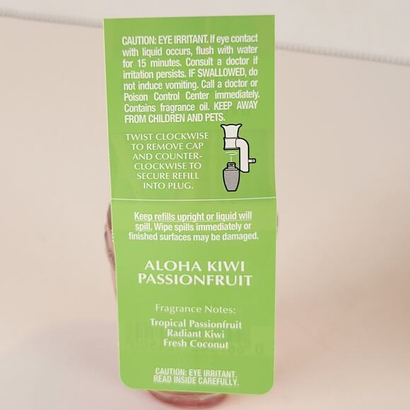 2 Bath & Body Works Wallflower Refill Aloha Kiwi Passionfruit Mango Dragonfruit - Picture 7 of 8